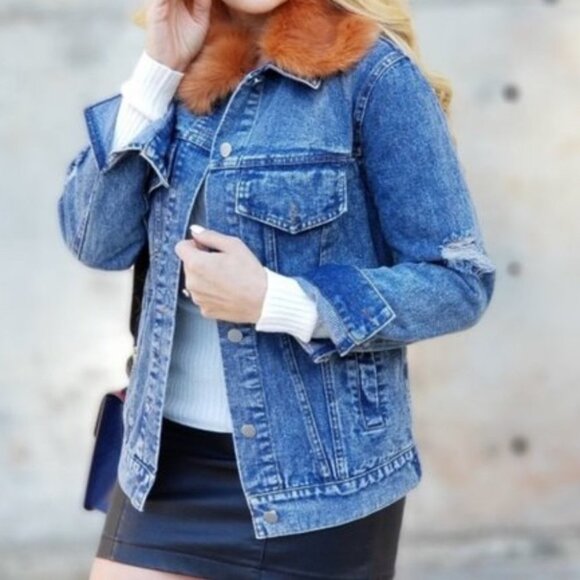 CLASSIC Denim Jacket with removable Fur Collar - Picture 1 of 4
